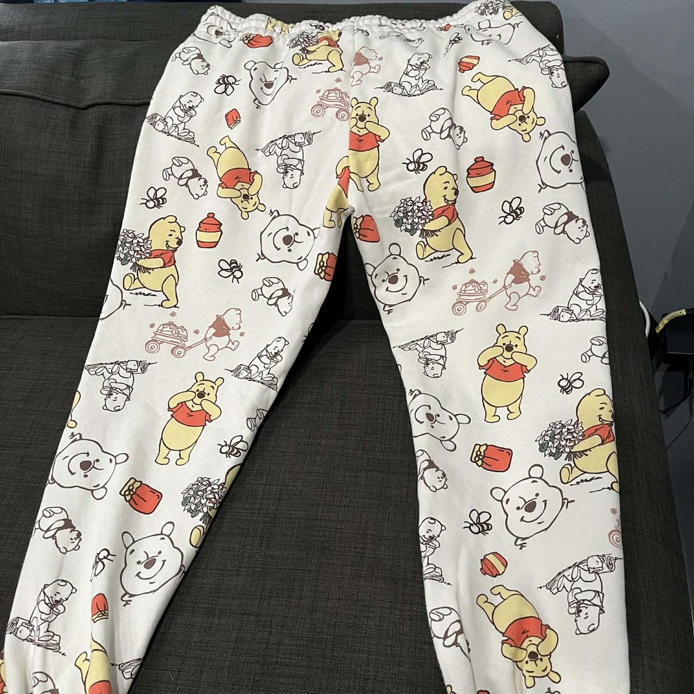 Disney Winnie the Pooh White and Red Lounge Pants - Picture 7 of 7